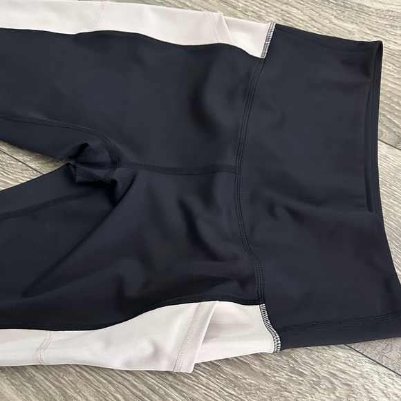 🍋 Move Theory High-Waisted Leggings – Size M 🍋 - Picture 3 of 7